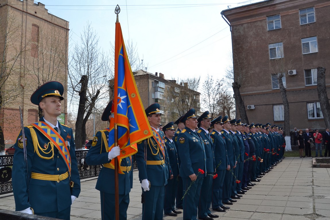 Мемориальные доски в честь ветеранов - г. Челябинск, ул. Пушкина 68 на  портале ВДПО.РФ